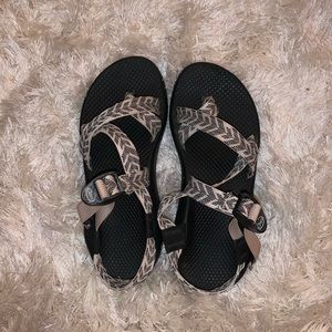 Chacos!